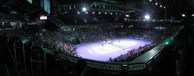 İstanbul'da tenis: büyük tribünden günlük korta